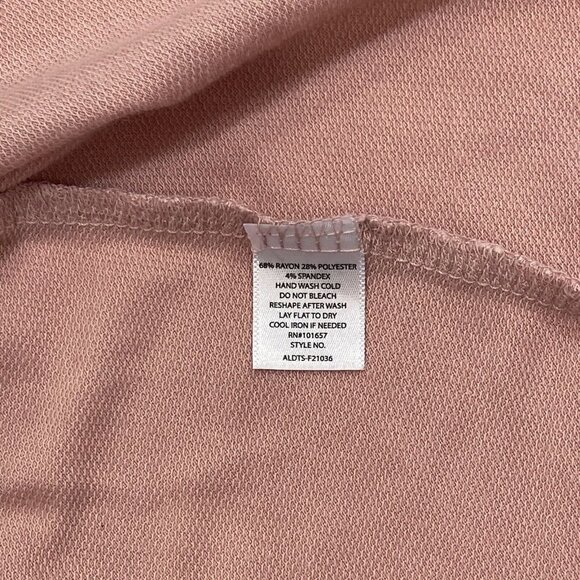 TRESICS Luxe Women's Hi-Lo Pullover Top Medium Rose Braided V-Neck Short Sleeves - Picture 8 of 13